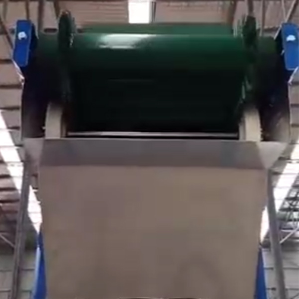 皮带提升输送上料机验机视频